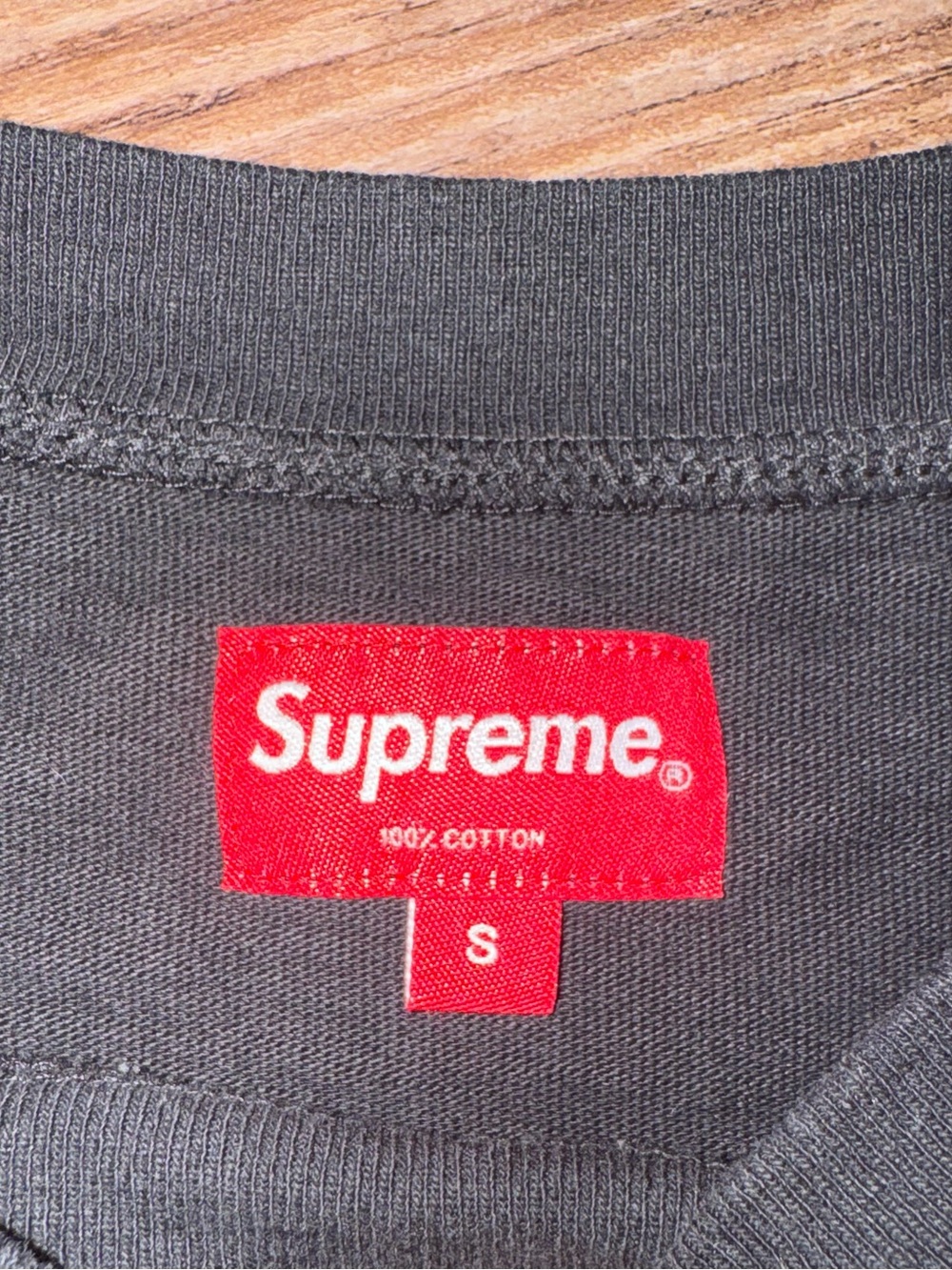 EUC Designer Luxurious Embroidered SUPREME Sweatshirt Black Men’s Small